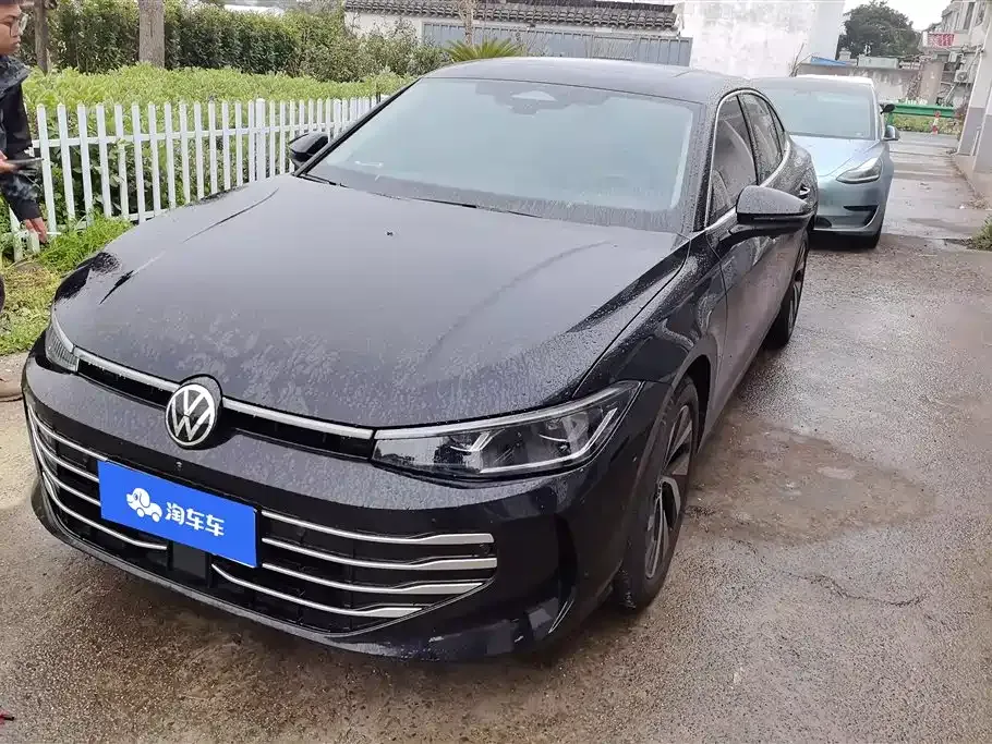 Volkswagen Passat — фото 1
