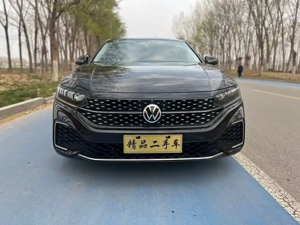 Volkswagen Passat — фото 4