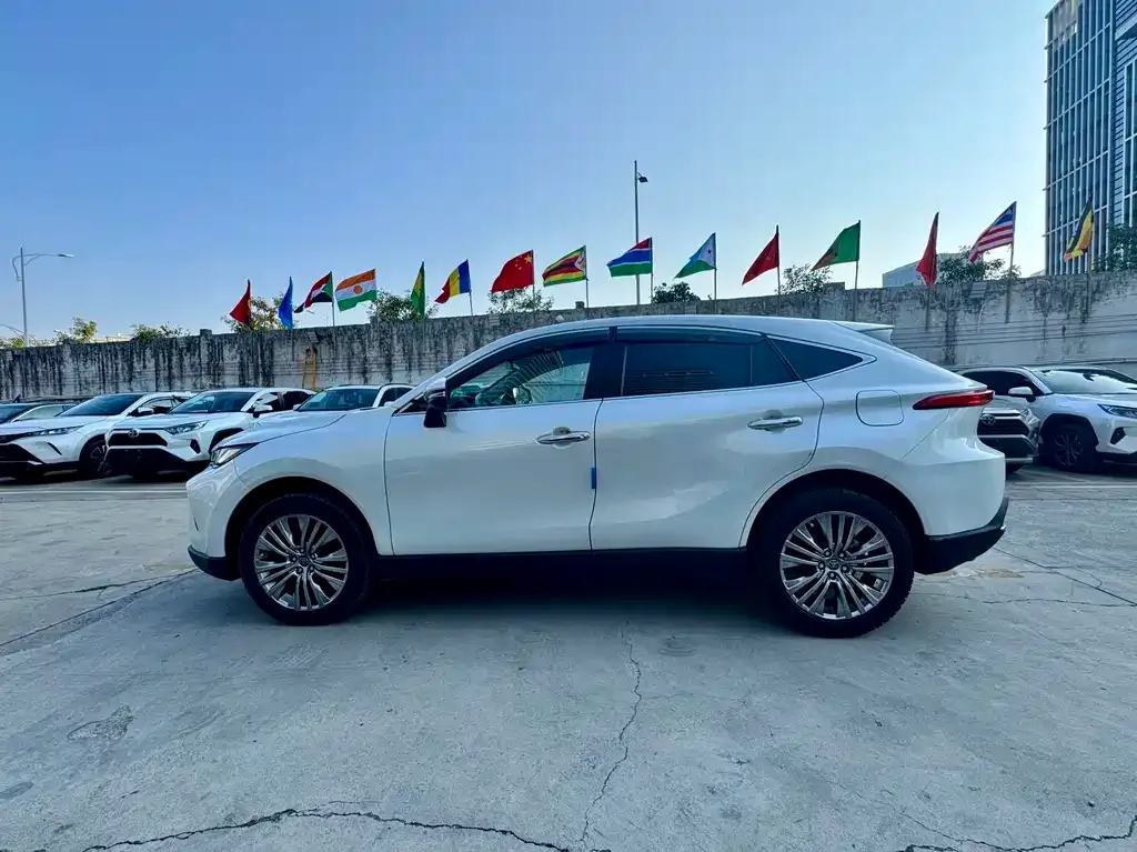 Toyota Harrier 2024 из CN, фото 5