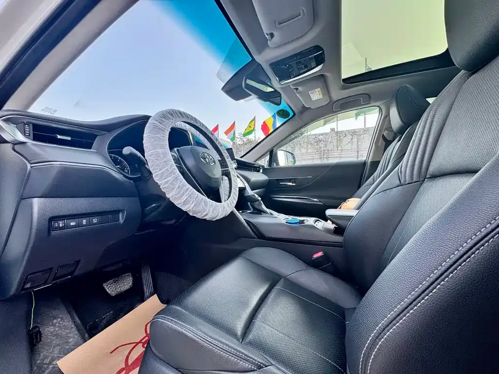 Toyota Harrier 2024 из CN, фото 6