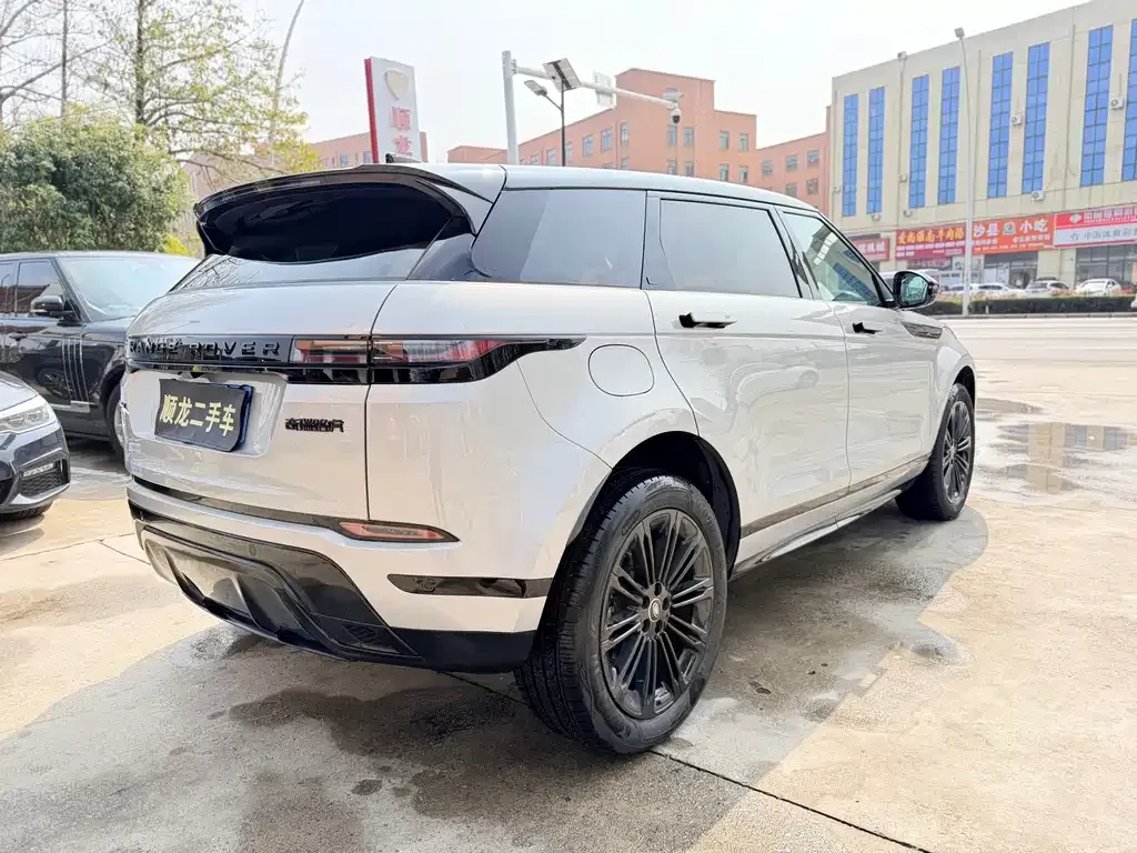 Land Rover Evoque — фото 10