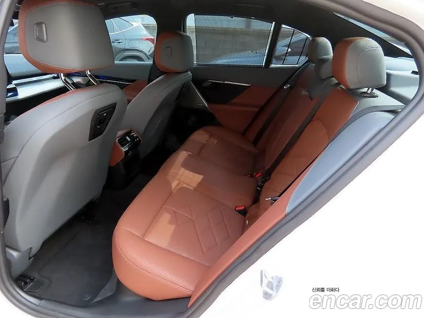 BMW 5-Series 2025 из KR, фото 6