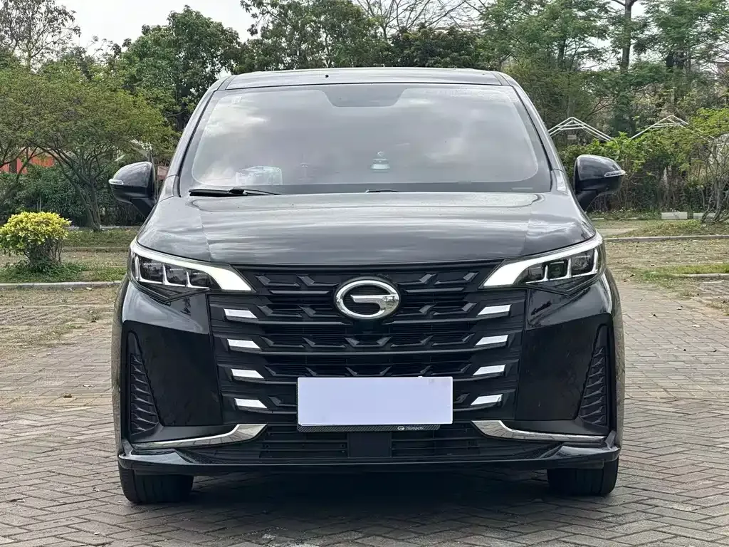 GAC Motor Trumpchi M6 — фото 4