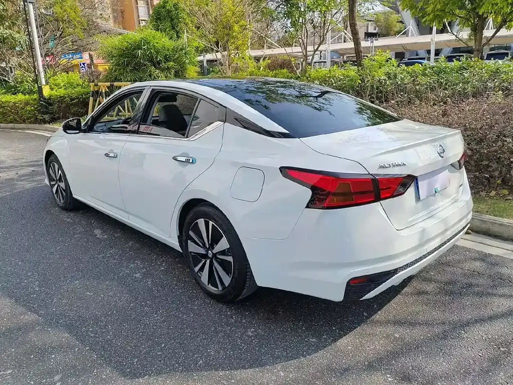 Nissan Teana 2022 из CN, фото 3