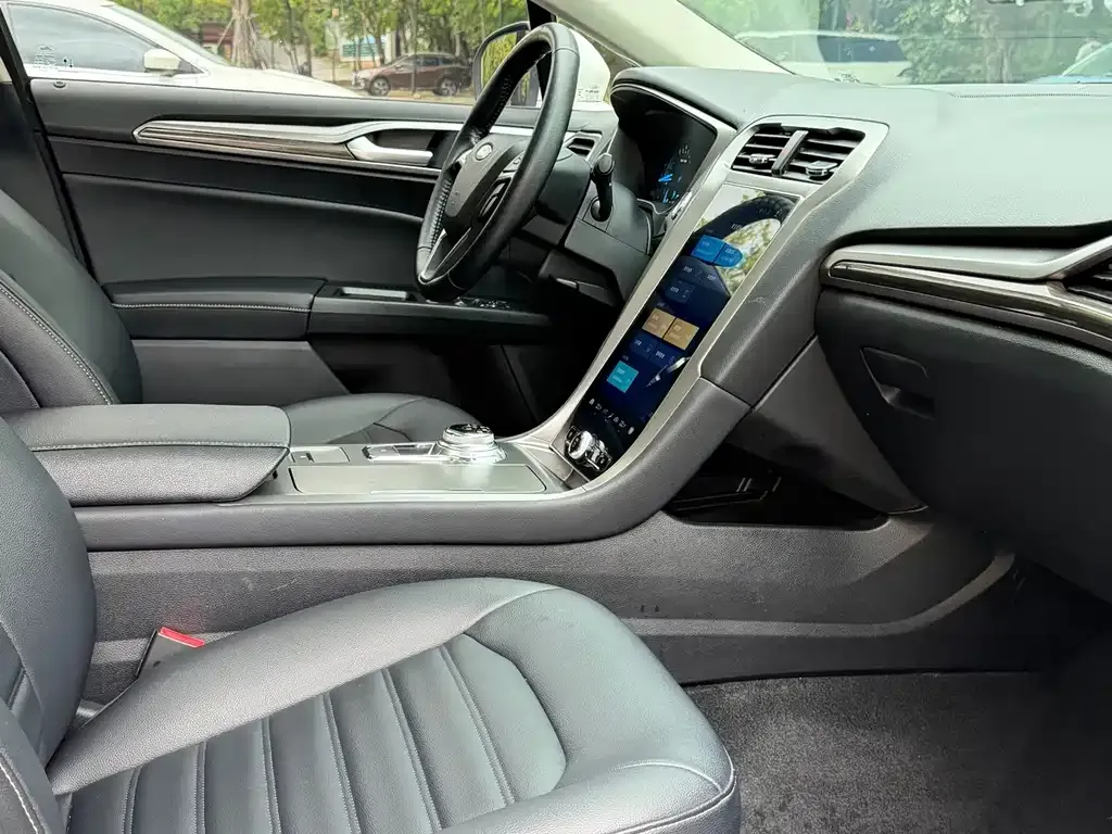 Ford Mondeo 2021 из CN, фото 5