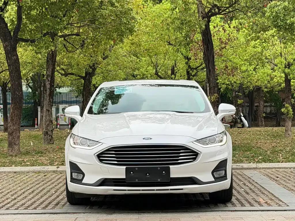 Ford Mondeo 2021 из CN, фото 3