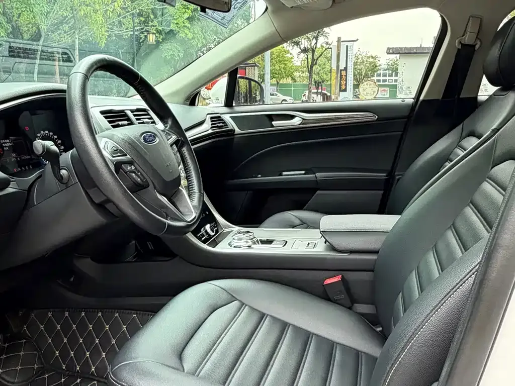 Ford Mondeo 2021 из CN, фото 7