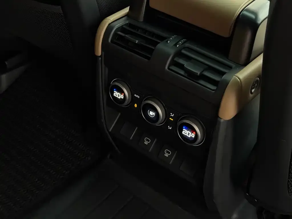 Land Rover Defender 2026 из CN, фото 2