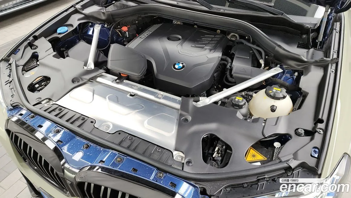 BMW X4 2023 из KR, фото 8