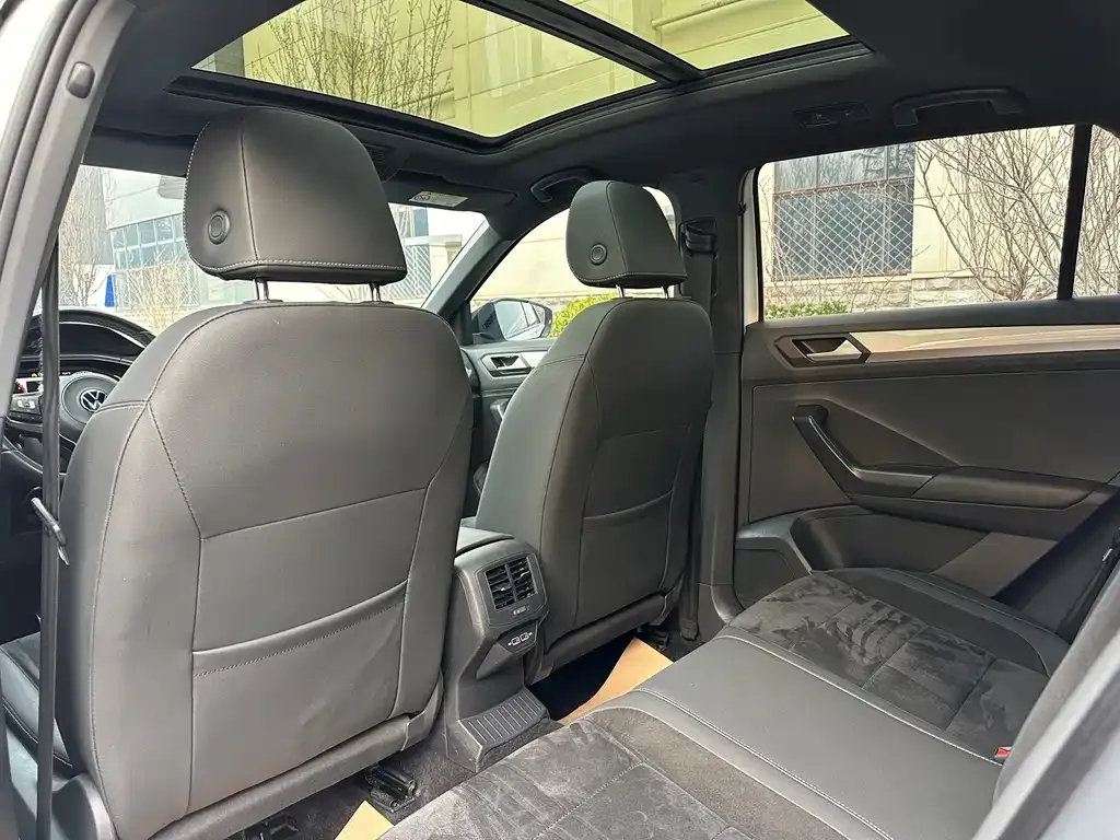 Volkswagen T-Roc 2022 из CN, фото 2
