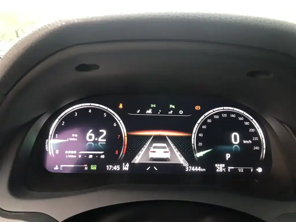 Toyota Camry 2022 из CN, фото 2