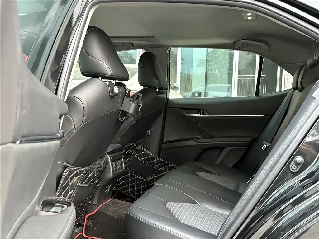 Toyota Camry 2022 из CN, фото 4