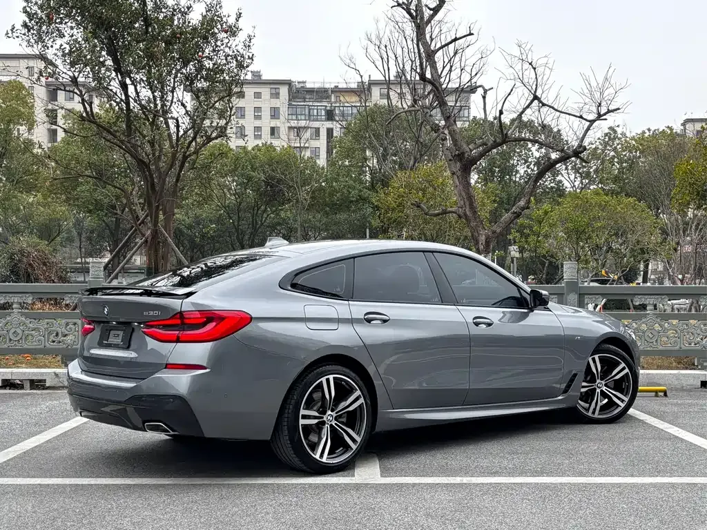 BMW 6 Series GT — фото 10
