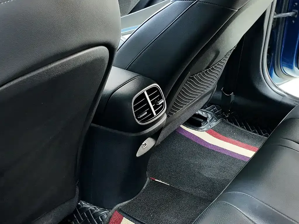 Hyundai Elantra 2022 из CN, фото 5