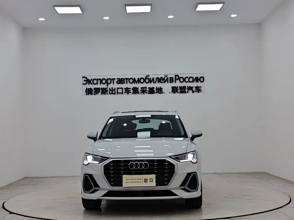 Audi Q3 — фото 4
