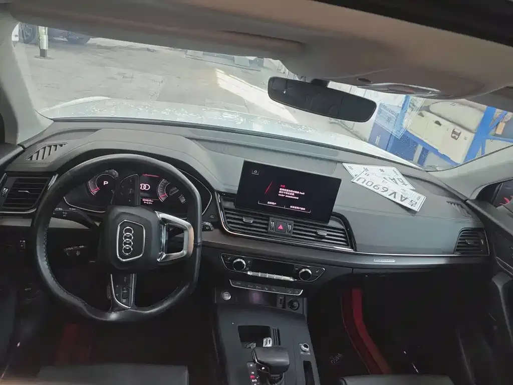 Audi Q5L 2021 из CN, фото 9