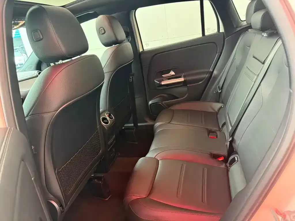 Mercedes-Benz GLA — фото 3