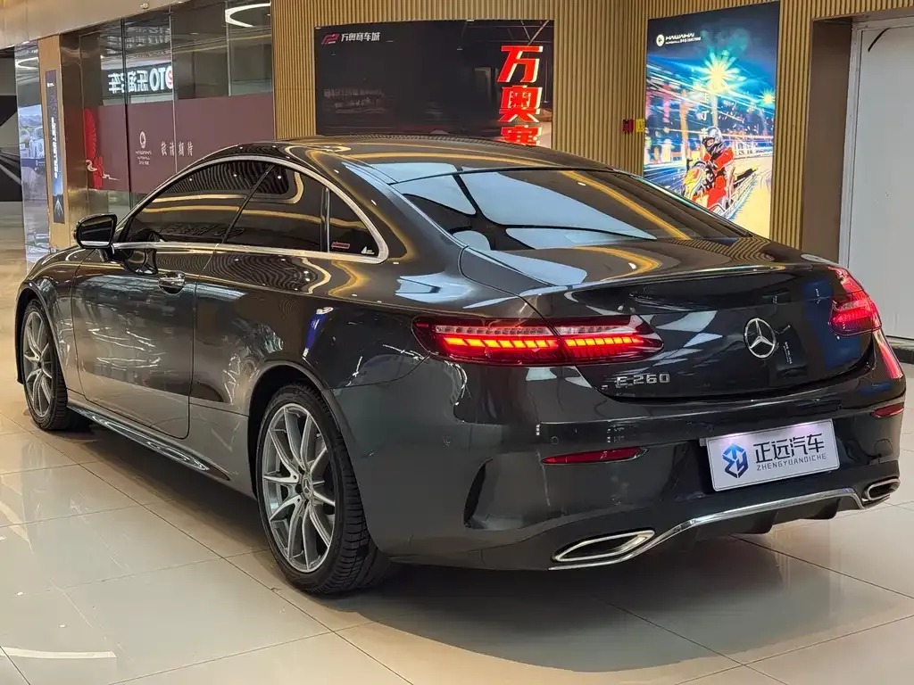 Mercedes-Benz E-Class (Import) — фото 8