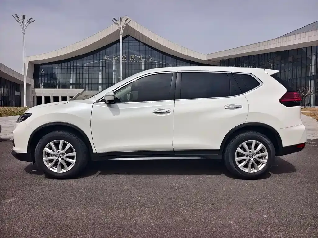 Nissan X-Trail 2023 из CN, фото 10