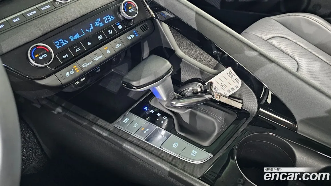 Hyundai AVANTE — фото 2