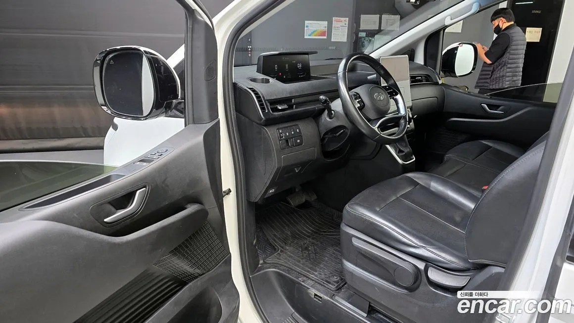 Hyundai Staria — фото 8
