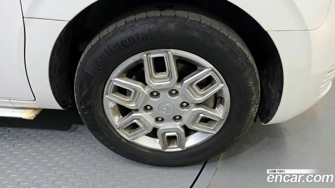 Hyundai Staria — фото 10