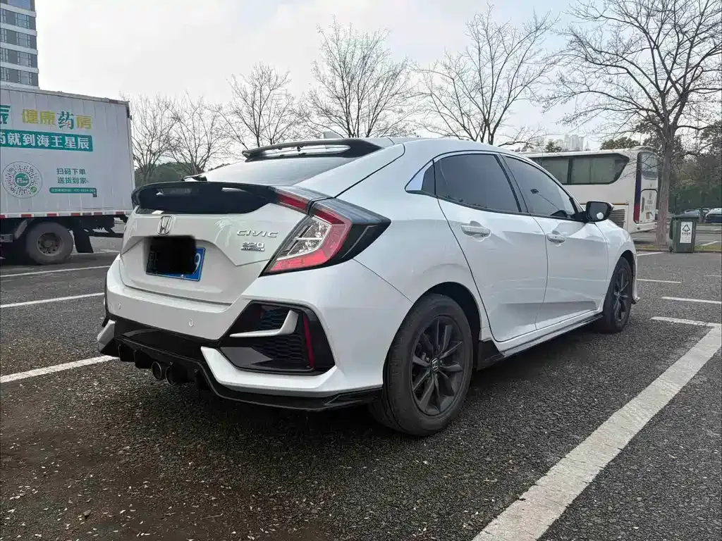 Honda Civic — фото 10