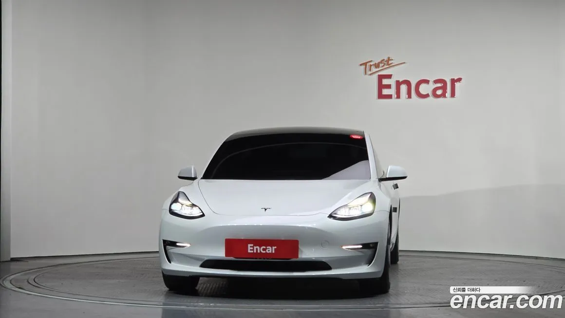 Tesla Model 3 2021 из KR, фото 3
