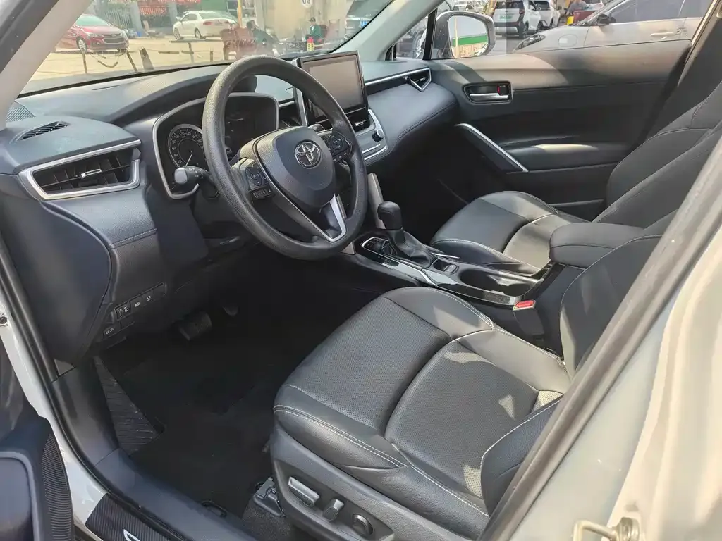 Toyota Frontlander 2022 из CN, фото 3