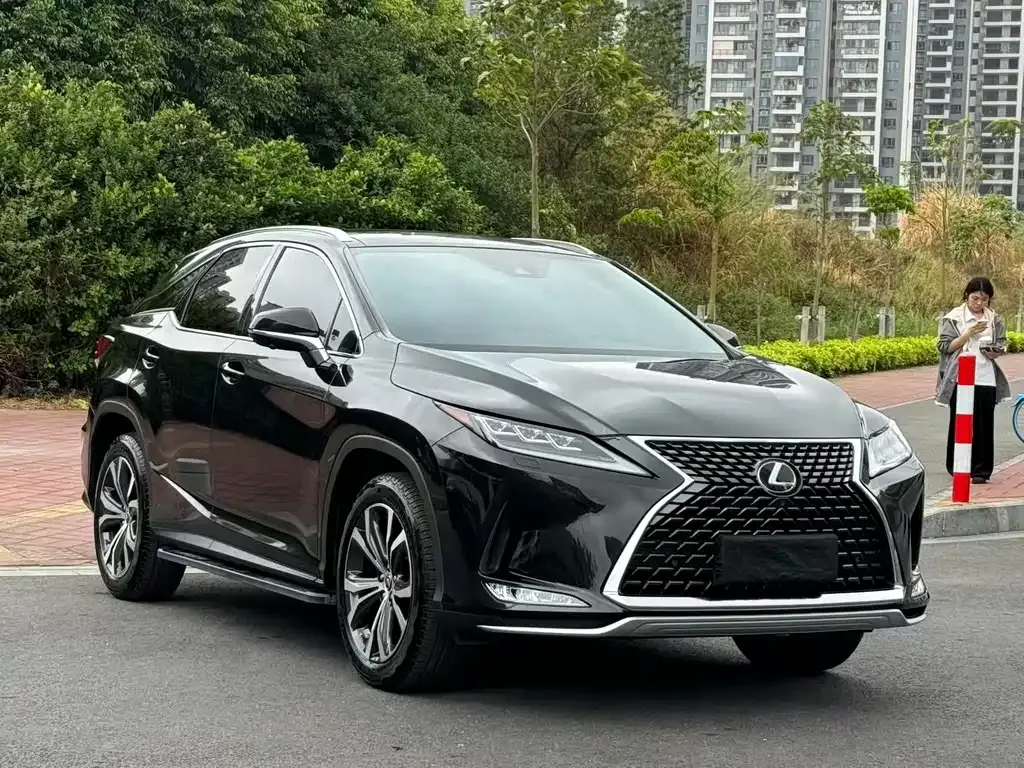 Lexus RX — фото 8
