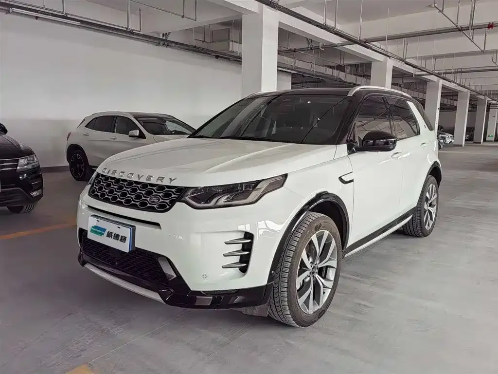 Land Rover Discovery Sport — фото 1