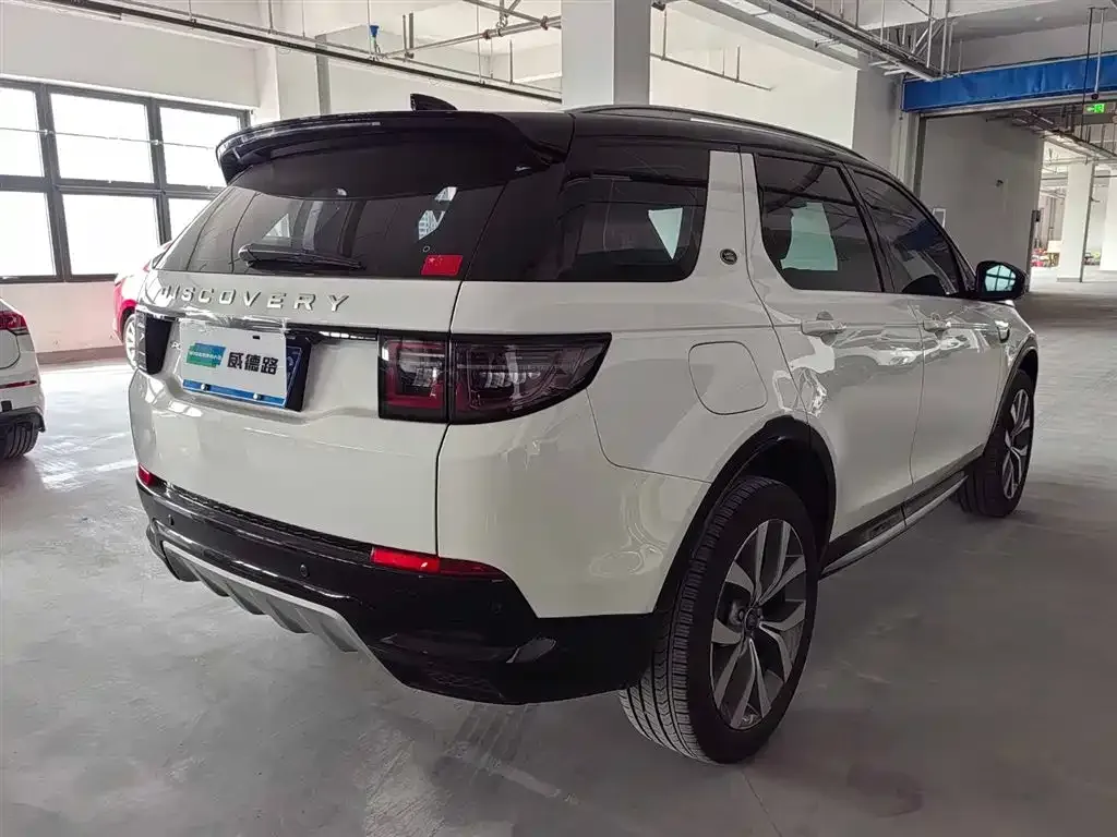 Land Rover Discovery Sport — фото 8
