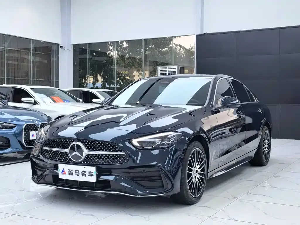 Mercedes-Benz C-Class — фото 1