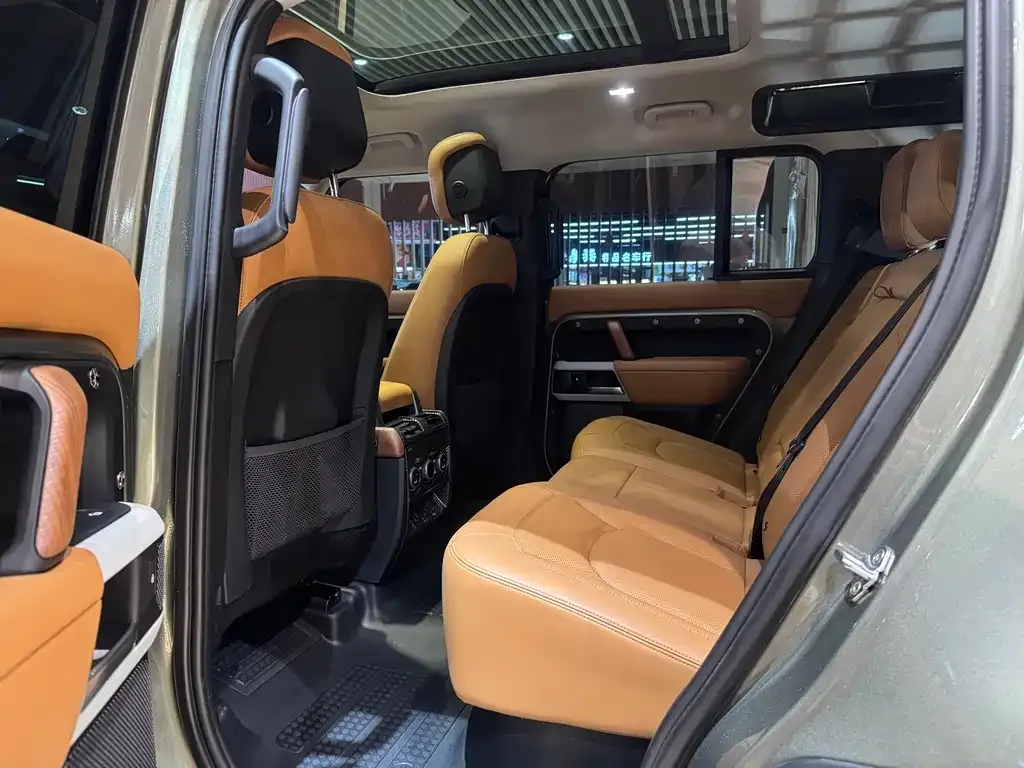 Land Rover Defender — фото 3