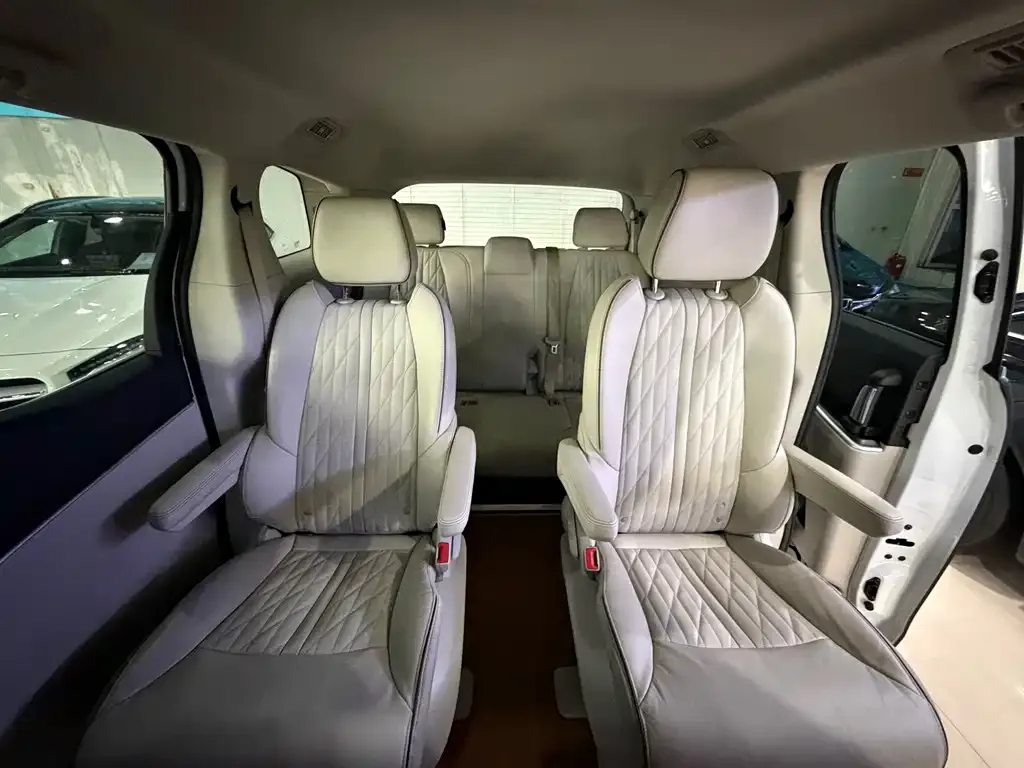 Buick GL8 2022 из CN, фото 5