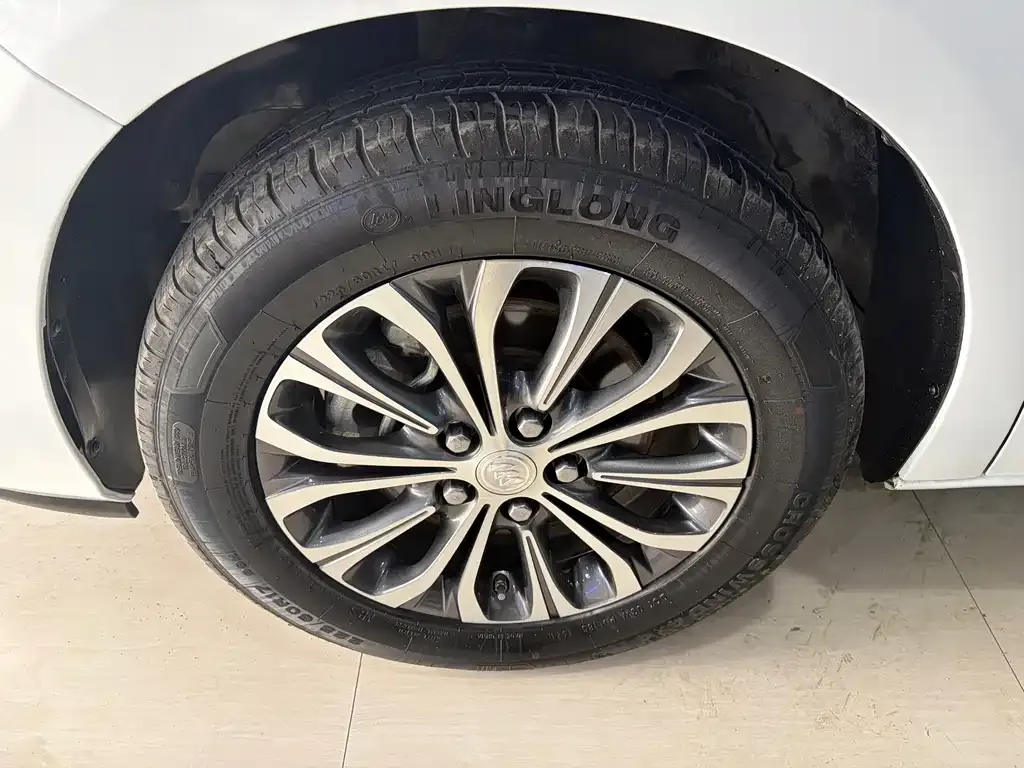 Buick GL8 2022 из CN, фото 4