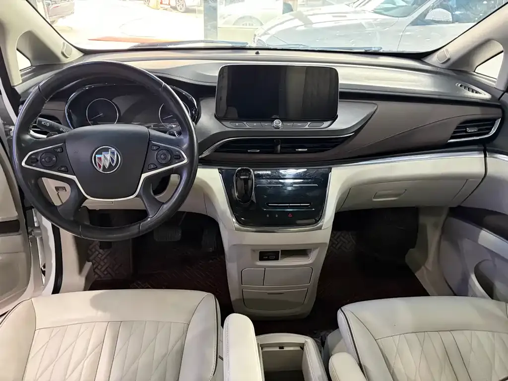 Buick GL8 2022 из CN, фото 2