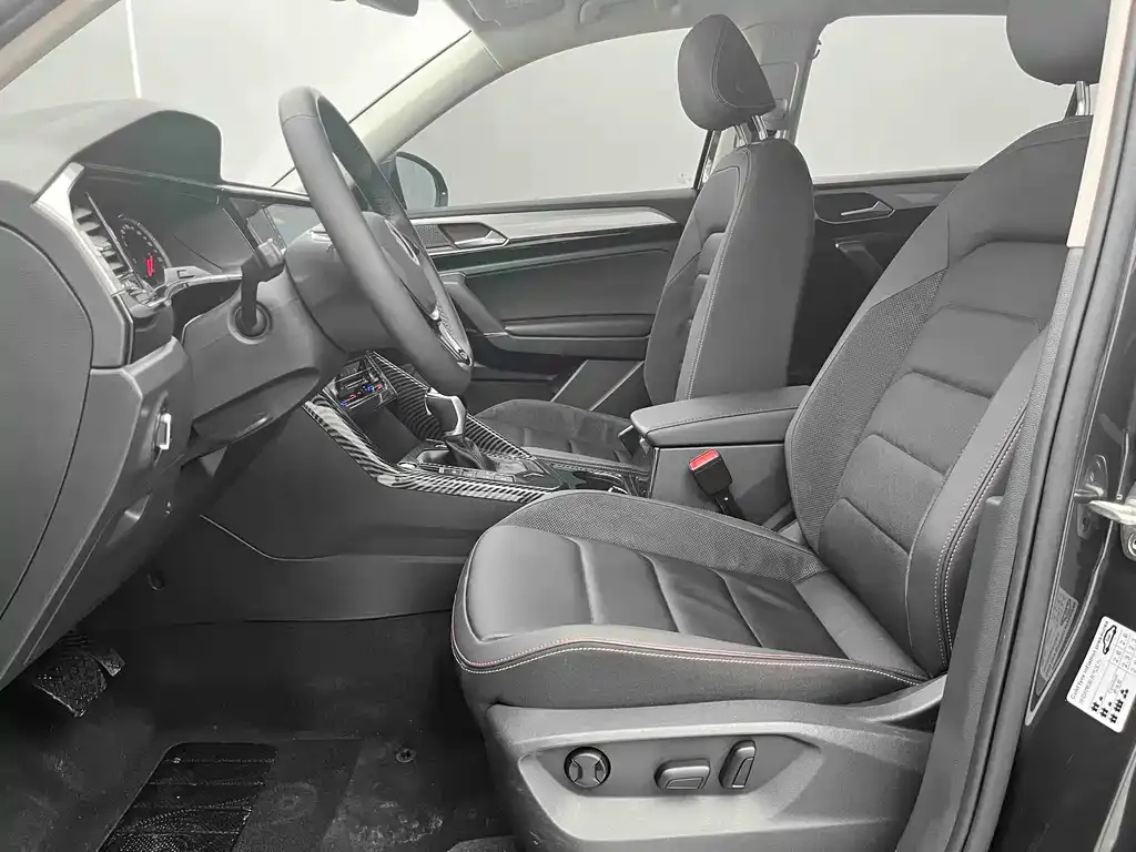 Volkswagen Tayron 2022 из CN, фото 9