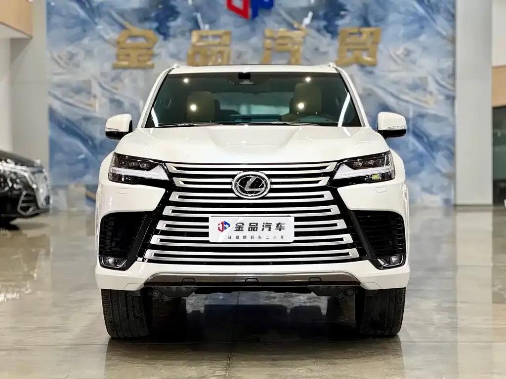 Lexus LX — фото 7