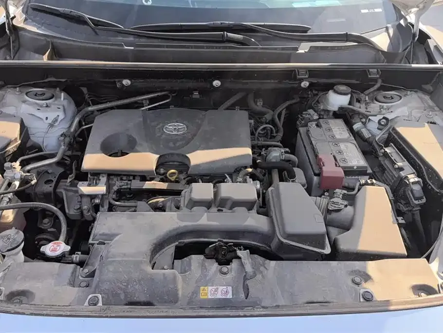 Toyota RAV4 2023 из CN, фото 8