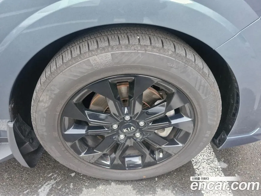 Kia Carnival — фото 2