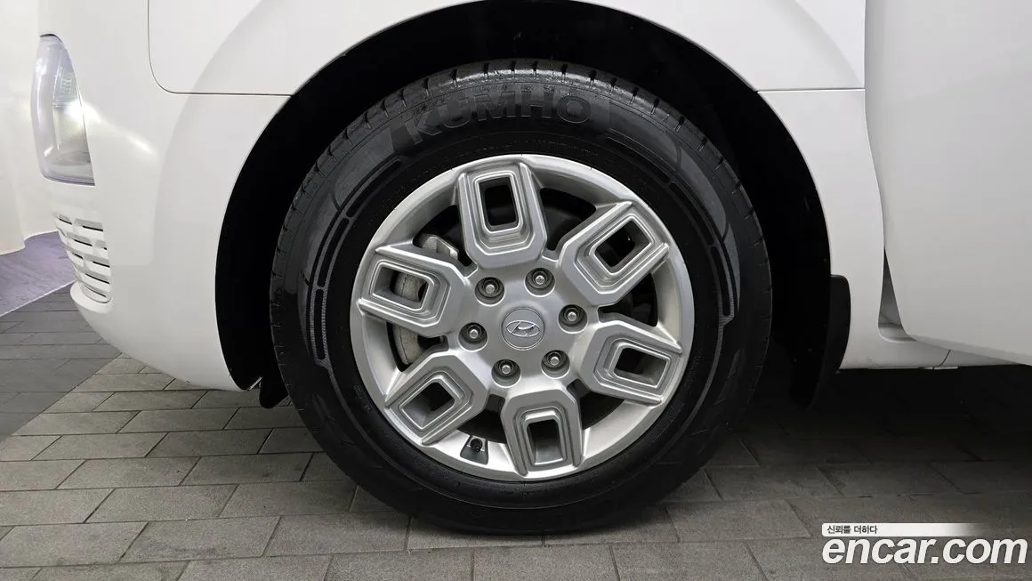 Hyundai Staria — фото 8
