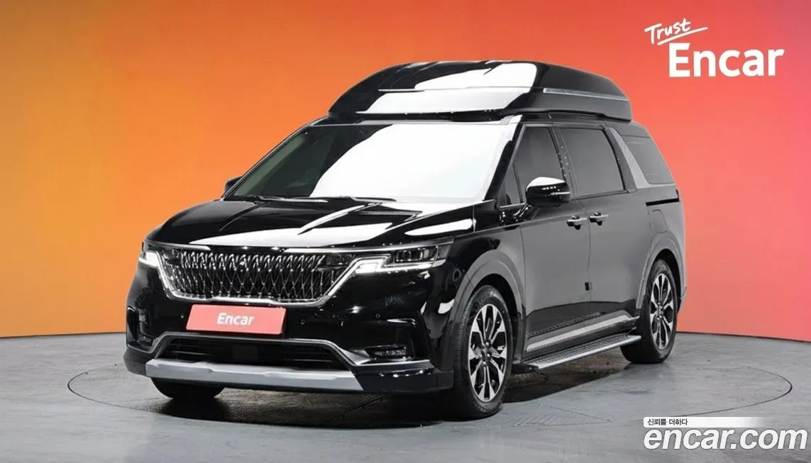 Kia Carnival — фото 1