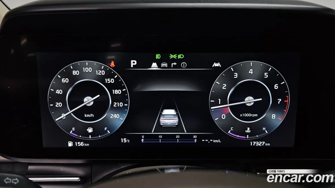 Kia Carnival — фото 10