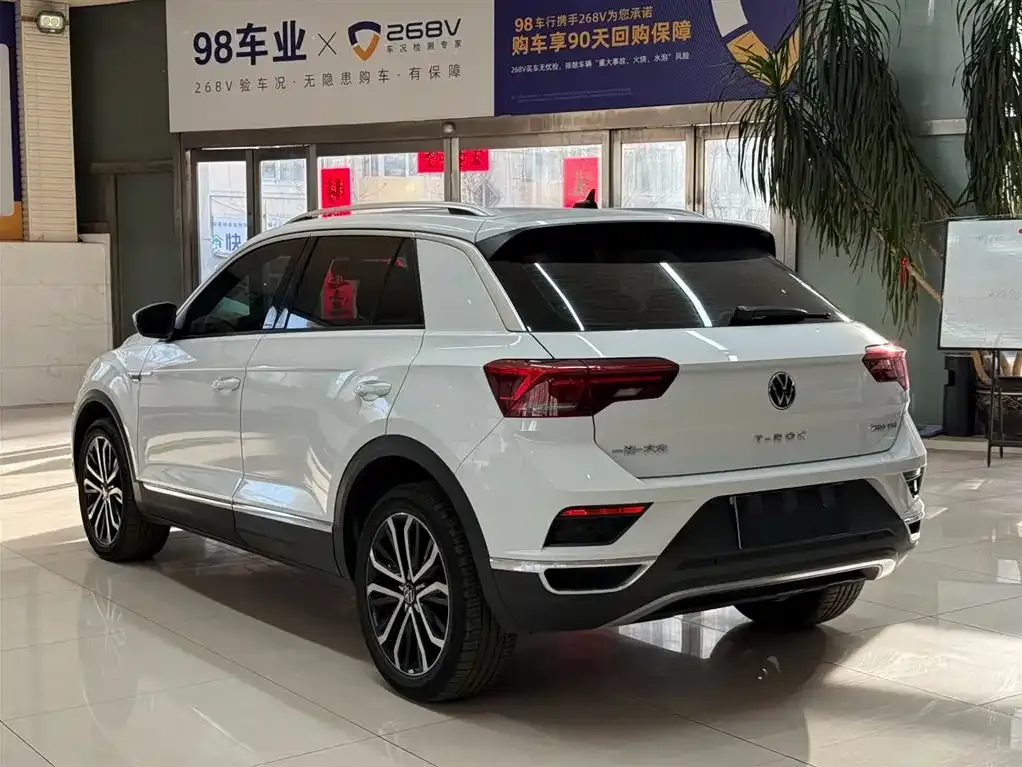 Volkswagen T-Roc 2022 из CN, фото 10