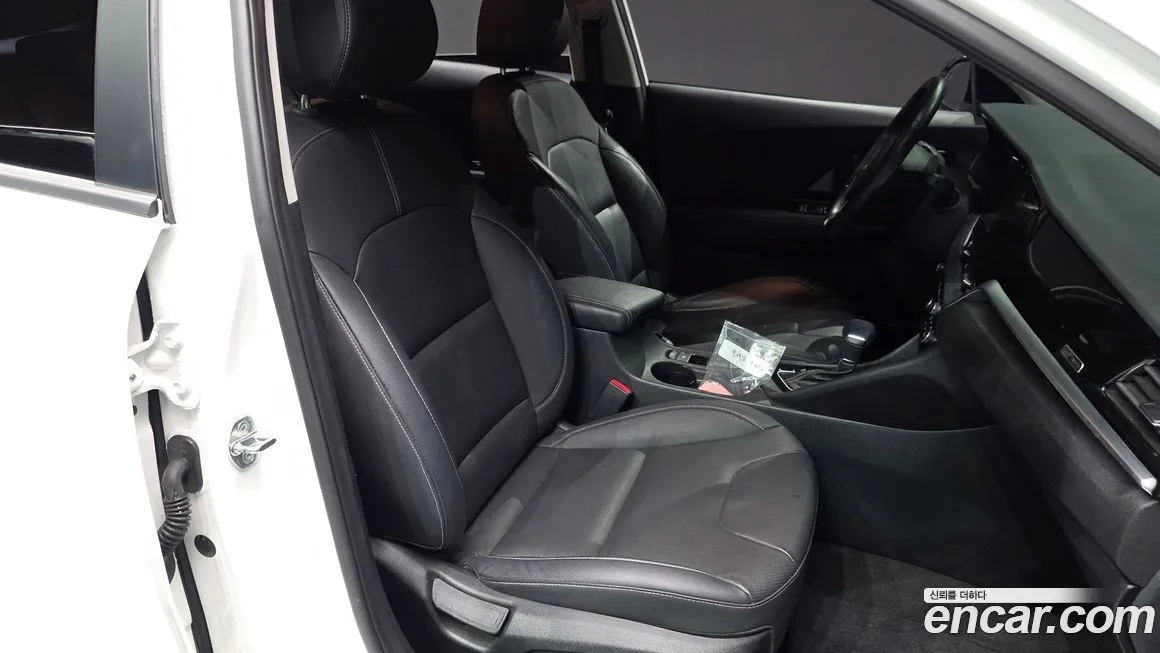 Kia Niro 2022 из KR, фото 10