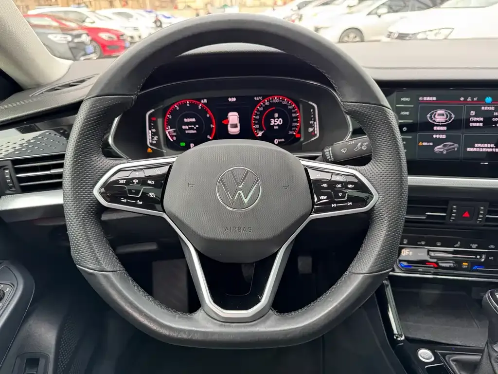 Volkswagen Passat 2024 из CN, фото 8