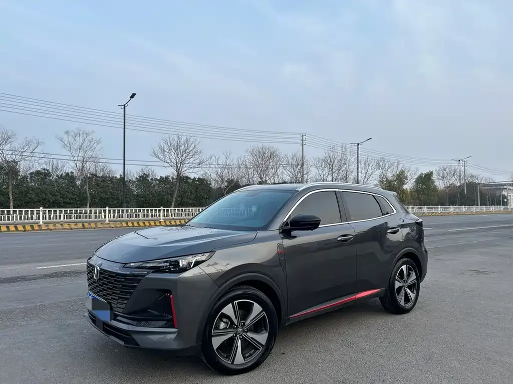 Changan CS55PLUS — фото 1