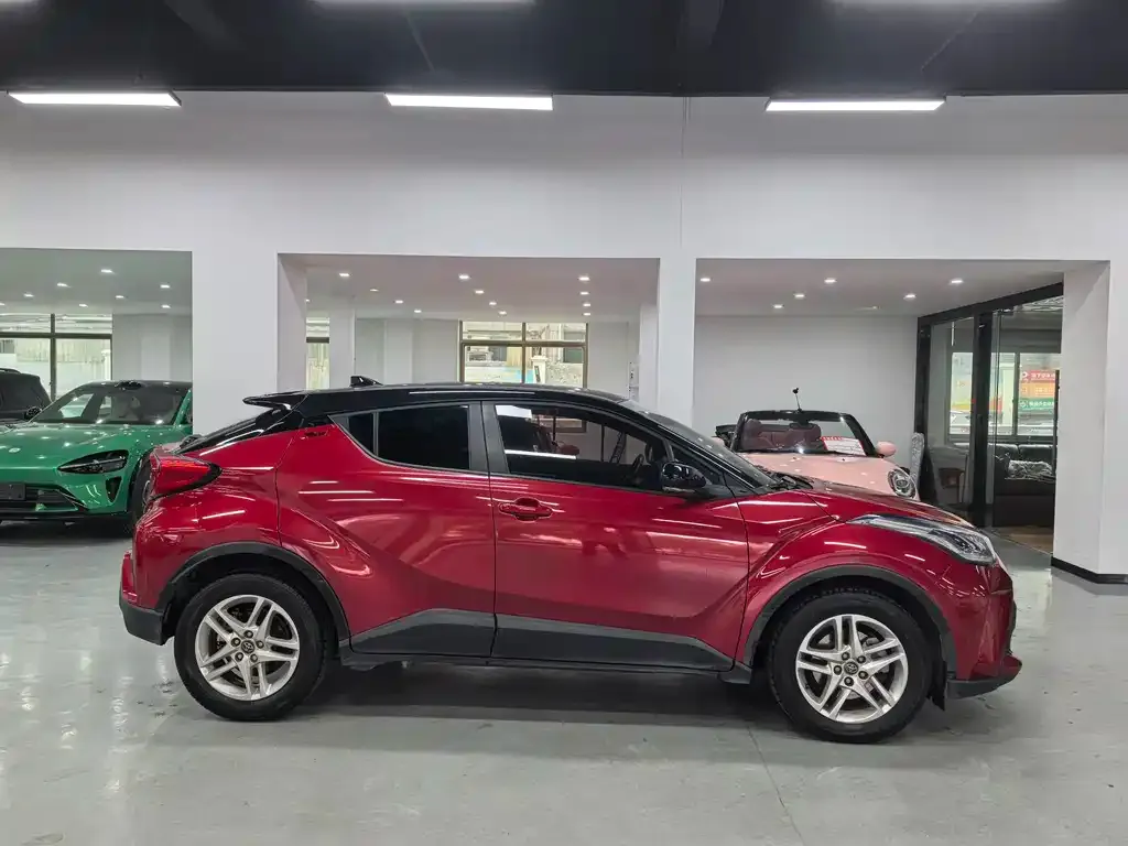 Toyota C-HR 2022 из CN, фото 7