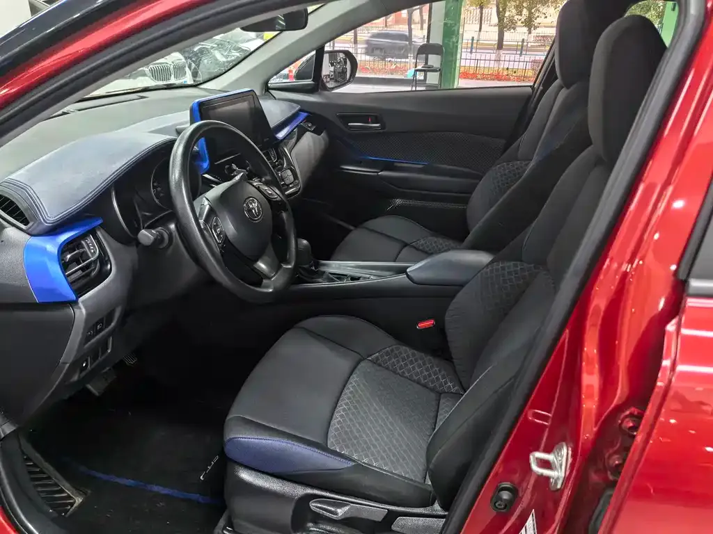 Toyota C-HR 2022 из CN, фото 3